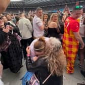Couple get engaged at Taylor Swift show